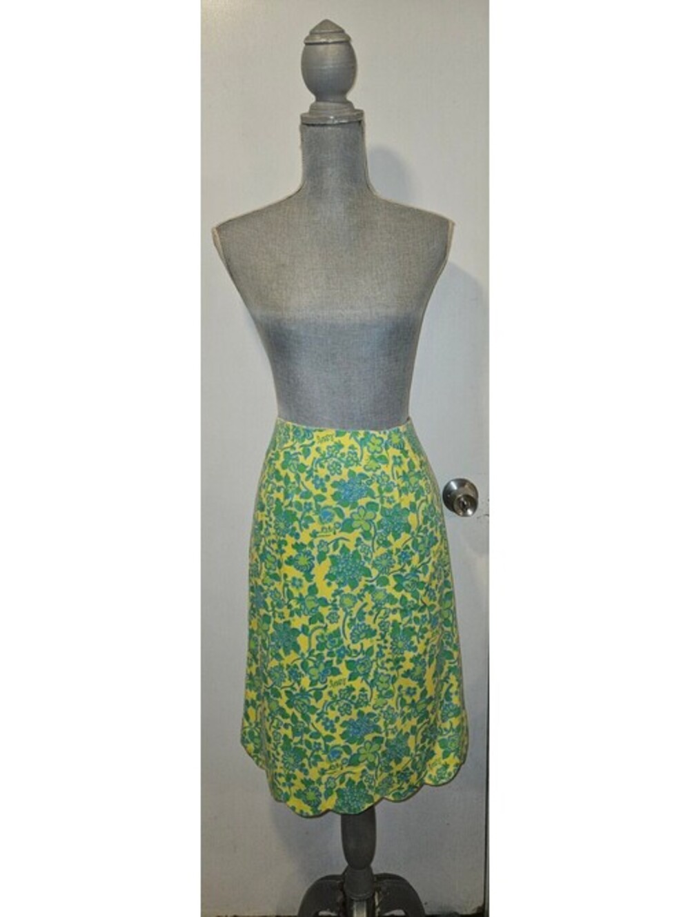 Lilly Pulitzer The Lilly Sportswear Vintage 70s Yellow Floral Scalloped Hem